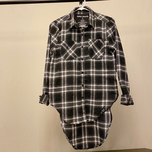 CRIMES OF BEAUTY “Slay” Size Small Lightweight Flannel Plaid Black/White Shirt - Picture 5 of 5